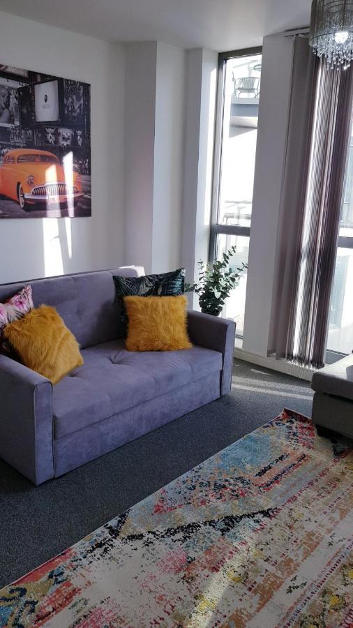 City Centre 1 Bed Apartment With Free On Site Parking With Cctv By Lets Relocations Birmingham Exterior foto